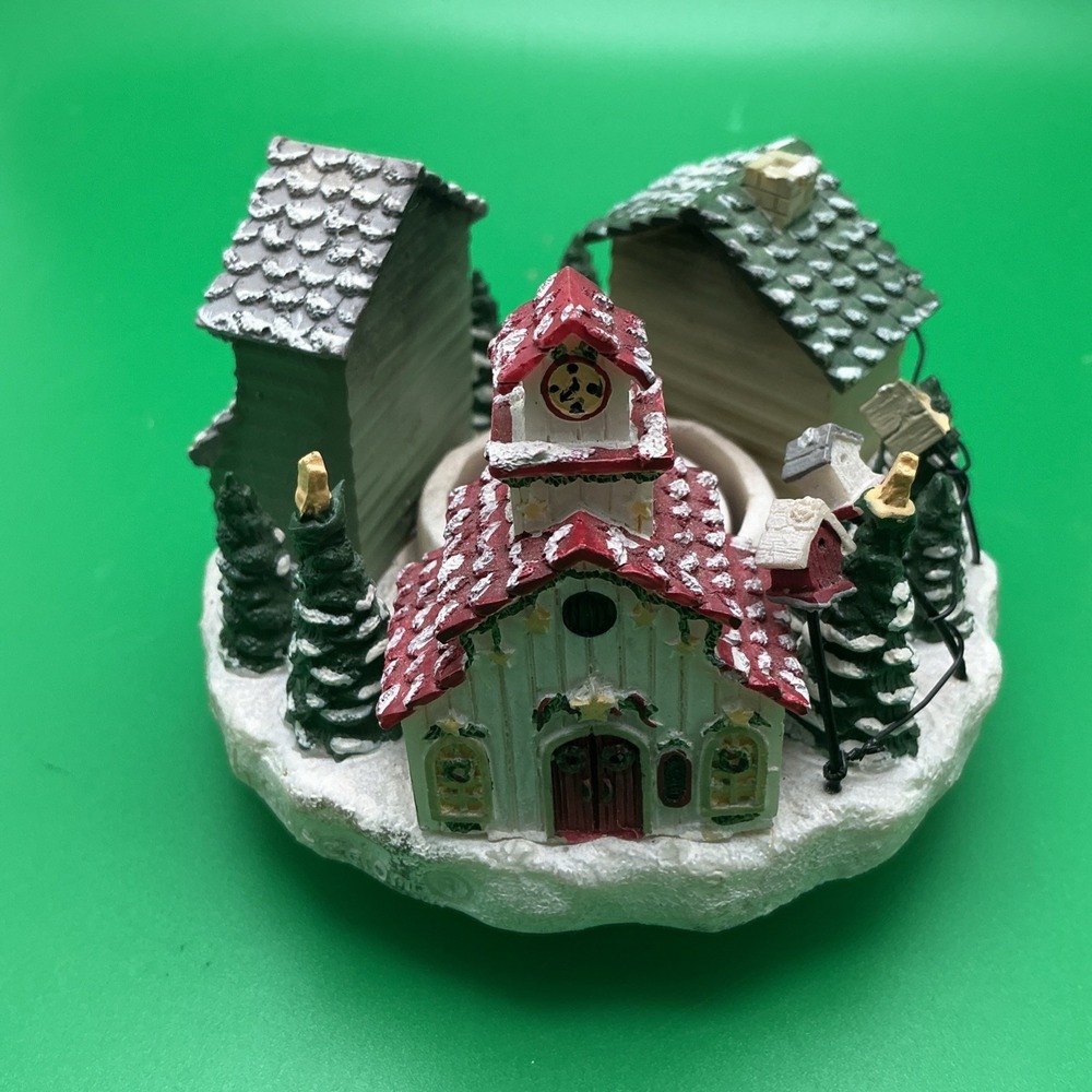 Vintage Yankee‎ Candle, Kathy Hatch Christmas Village Resin Candle Capper
